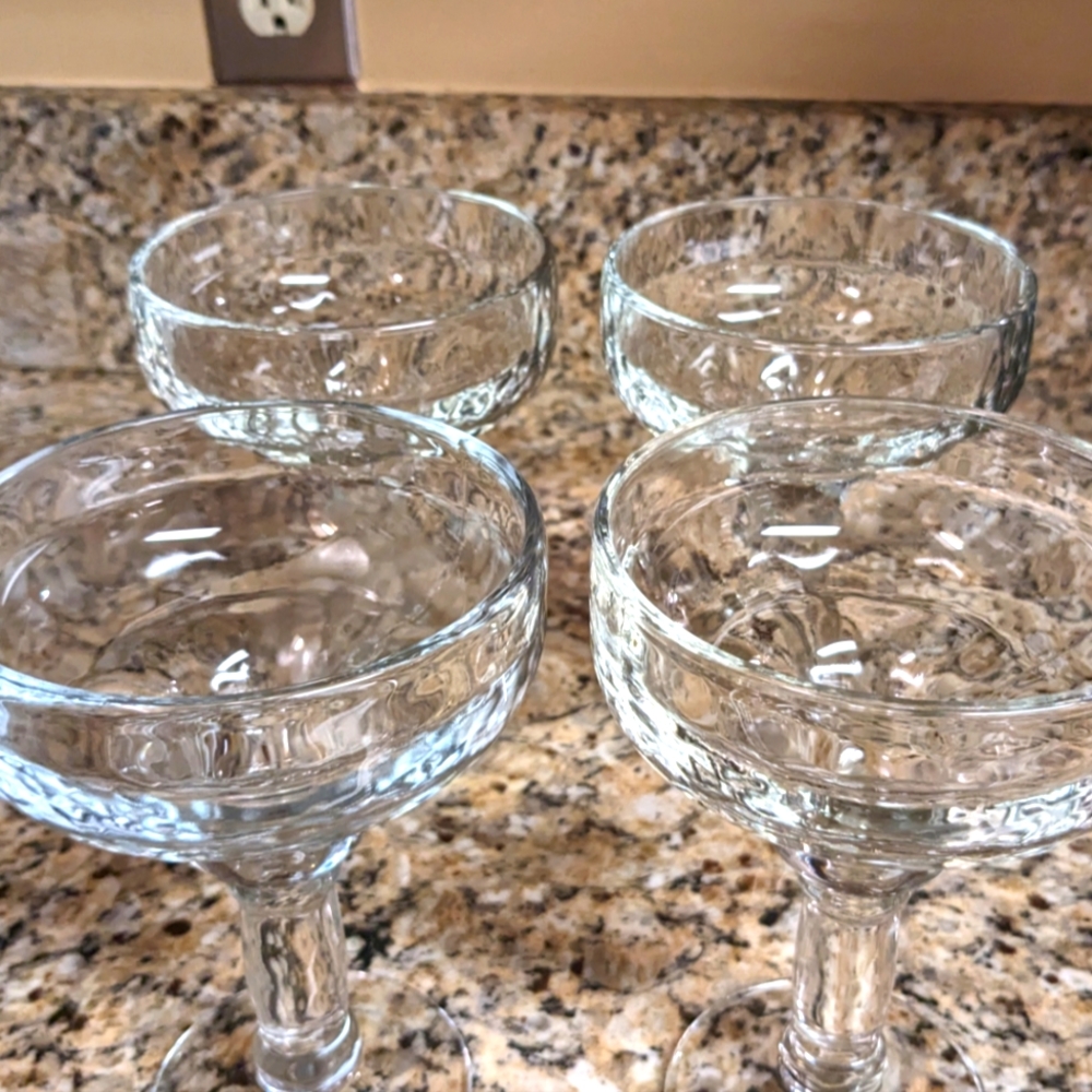 Four (4) Heavy Duty Margarita Glasses - Clear - 12oz Each - Excellent Co…